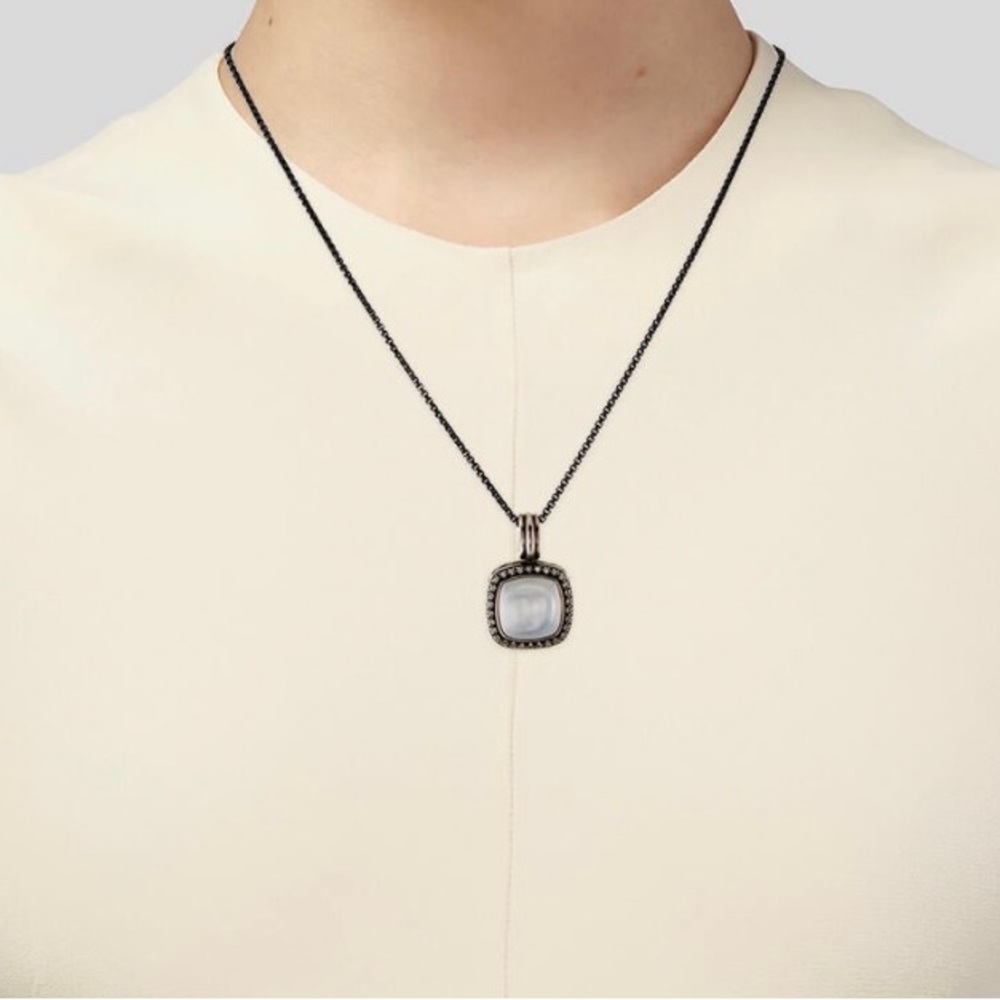 David Yurman Mother Of Pearl Doublet &
Diamond Albion Pendant Necklace 🦄 - Picture 2 of 6